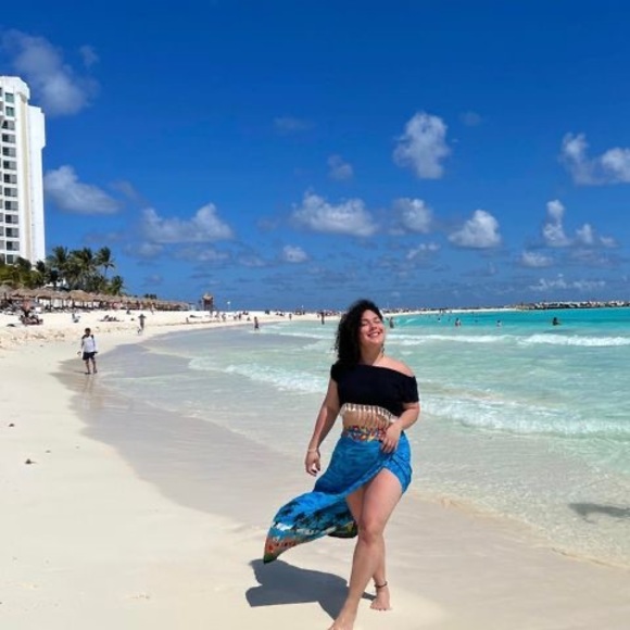 Meet your Posher, Desireé - Picture 1 of 1